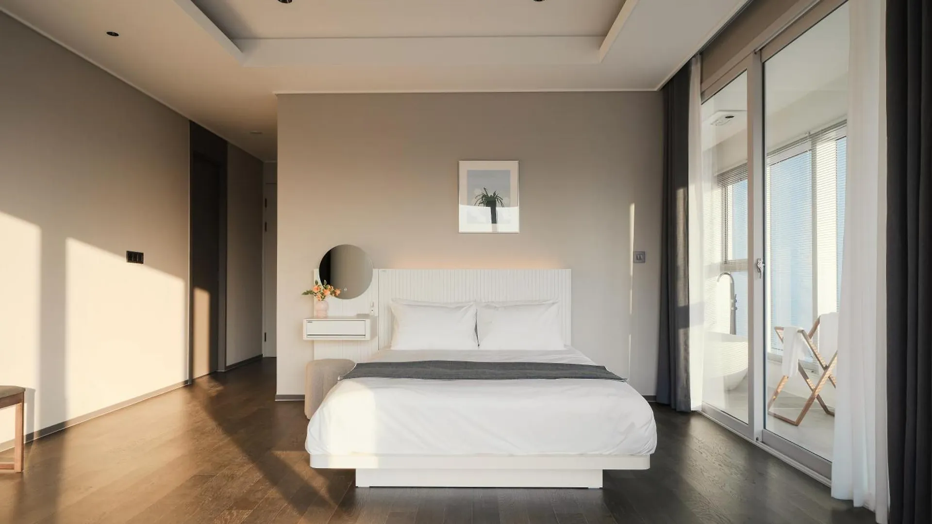 Le Collective Haeundae Paragraf Busan Apartment