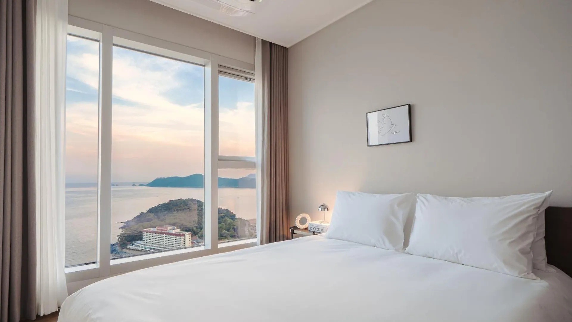 Le Collective Haeundae Paragraf Busan Apartment
