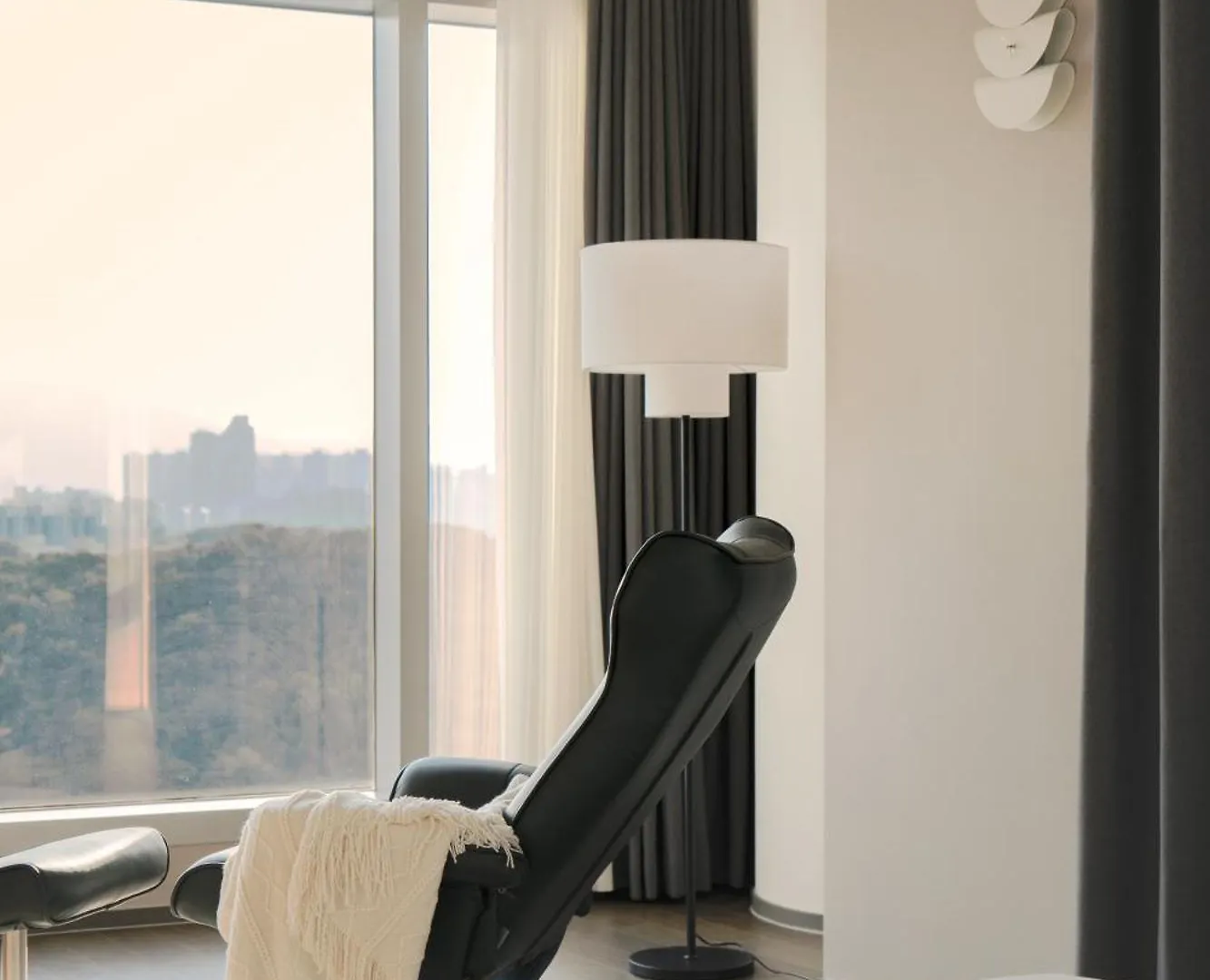 Le Collective Haeundae Paragraf Busan Apartment