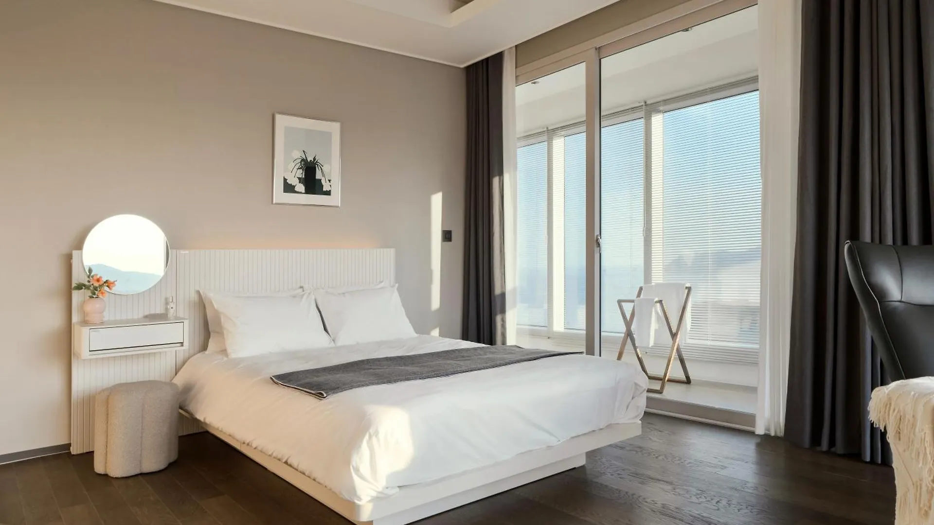 Le Collective Haeundae Paragraf Busan Apartment