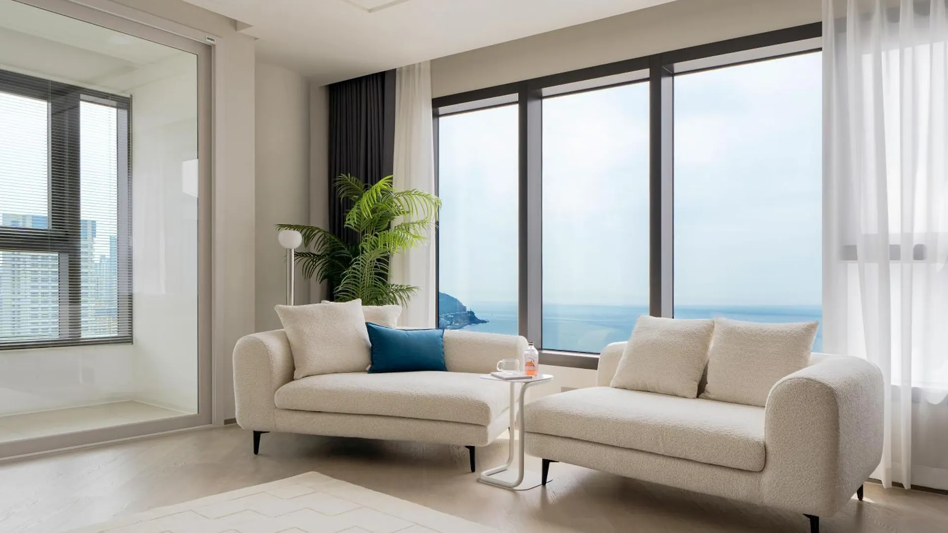 Le Collective Haeundae Paragraf Busan Apartment