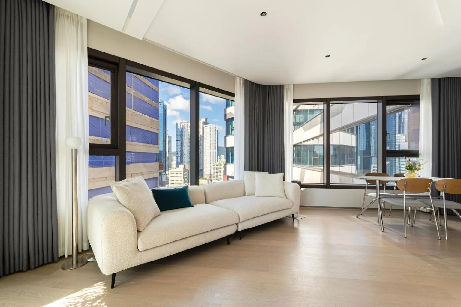 Le Collective Haeundae Paragraf Busan Apartment